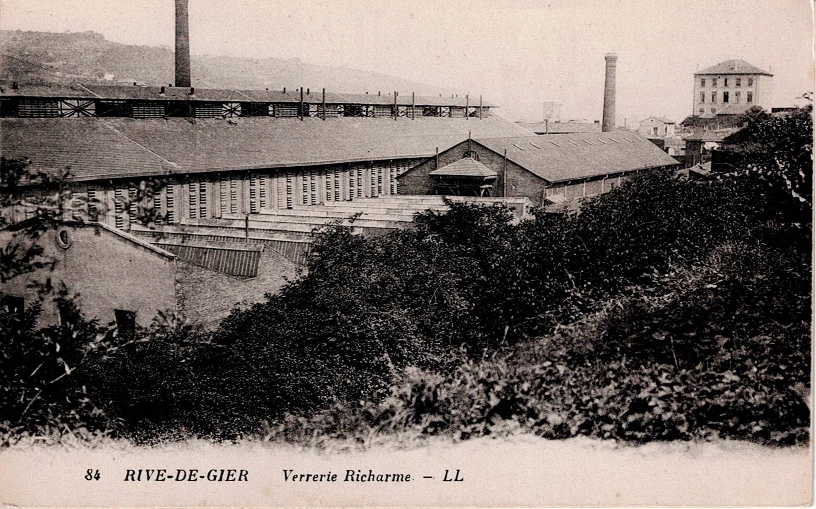 L'Empire du Verre : histoire des Verreries Richarme, de la Vallée du Gier à la scène nationale (1828-1964)